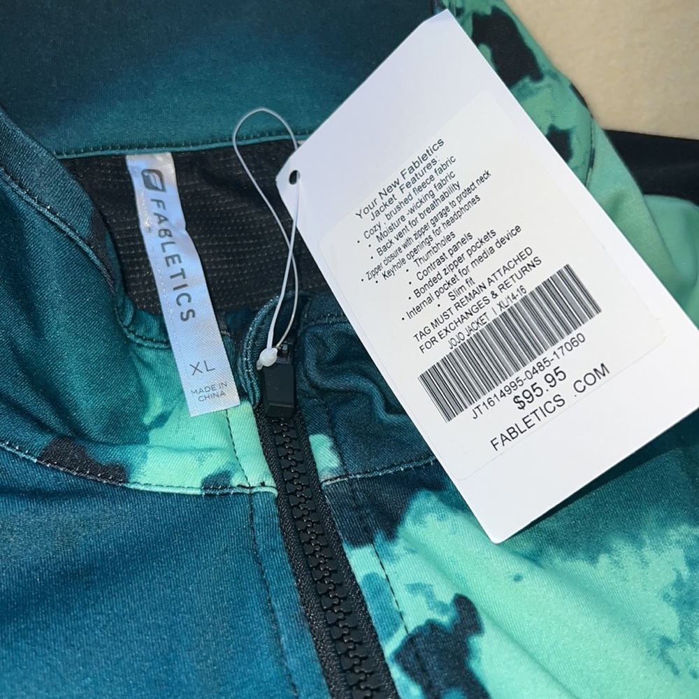 Fabletics zip up top - Picture 4 of 9